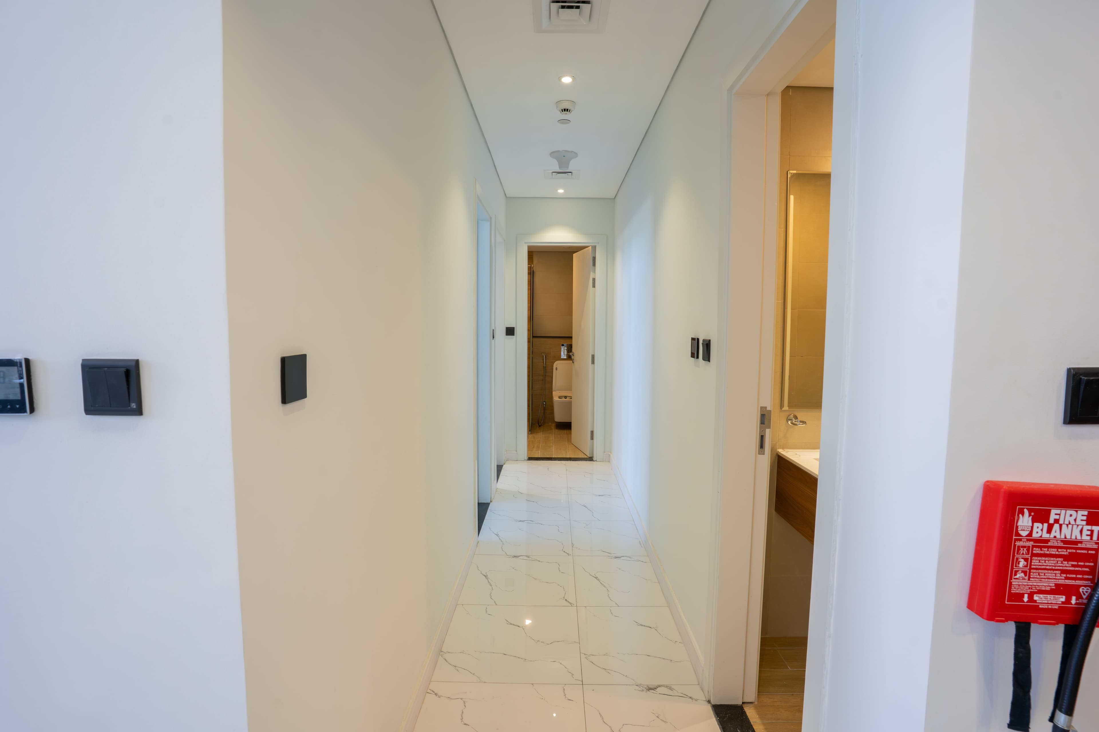 Elegant Unit | Prime Location | Amazing Amenities — 6