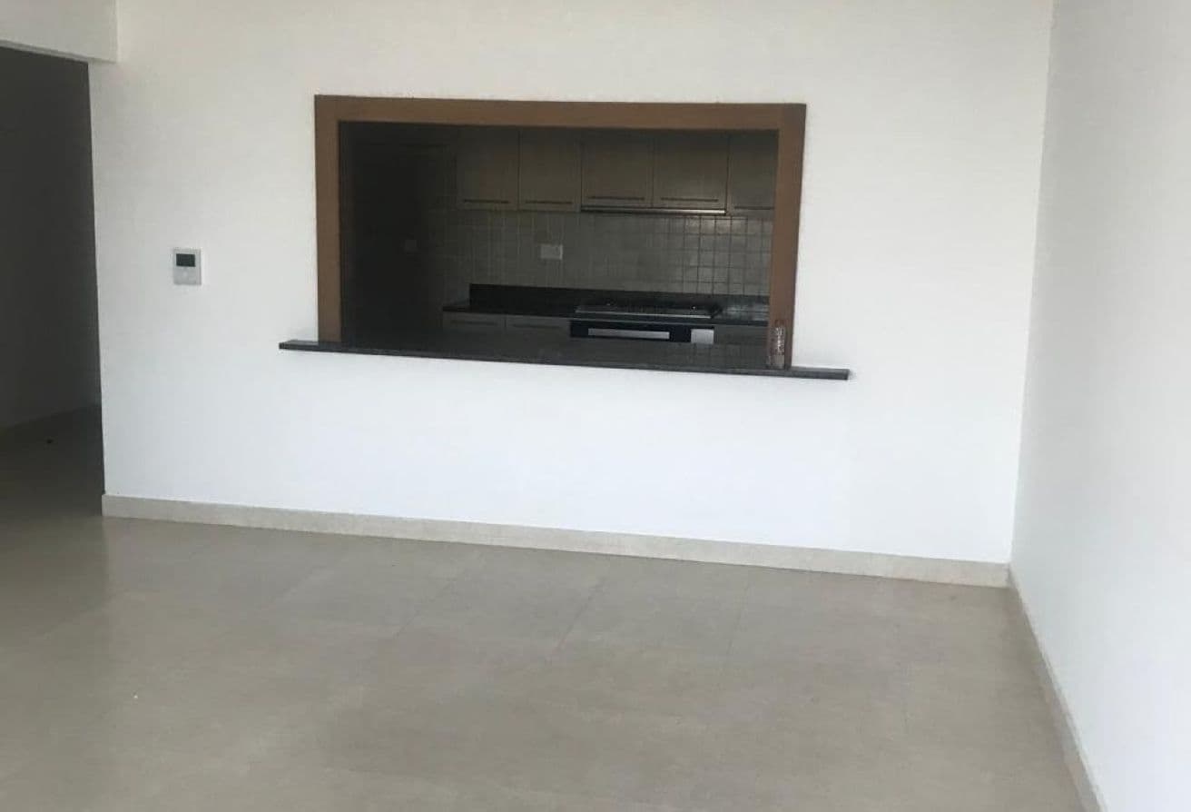 Spacious Apartment | 2 Balconies | Laundry Room — 4