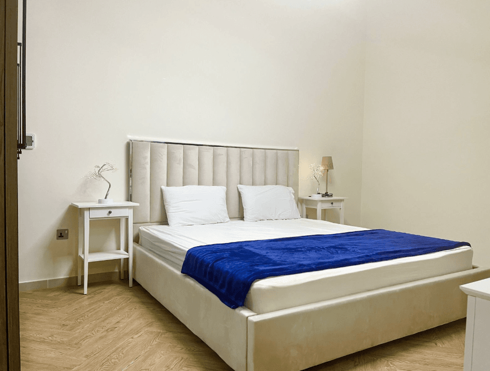 Stylish Studio upgraded into 1BR | Fully Furnished — 7