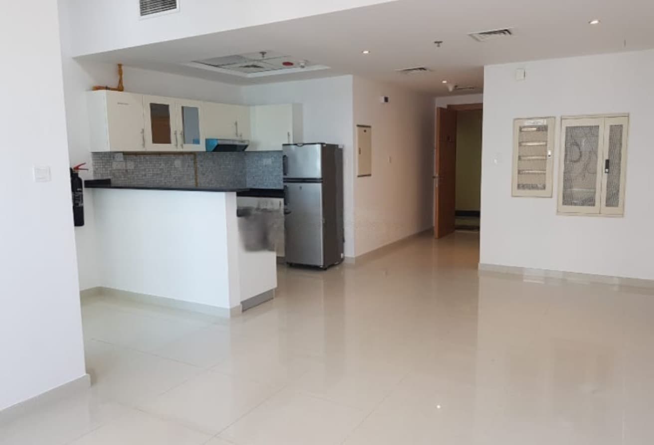 Stunning 1BR | Sea and Pool View | Prime Area — 2