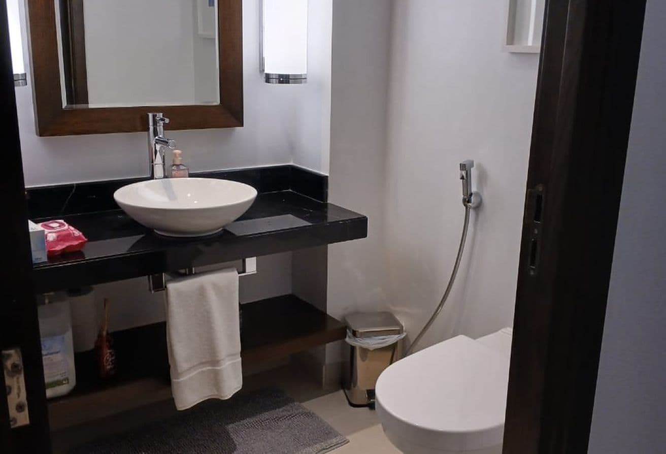 Fully Furnished | Luxury Living | Prime Location — 9