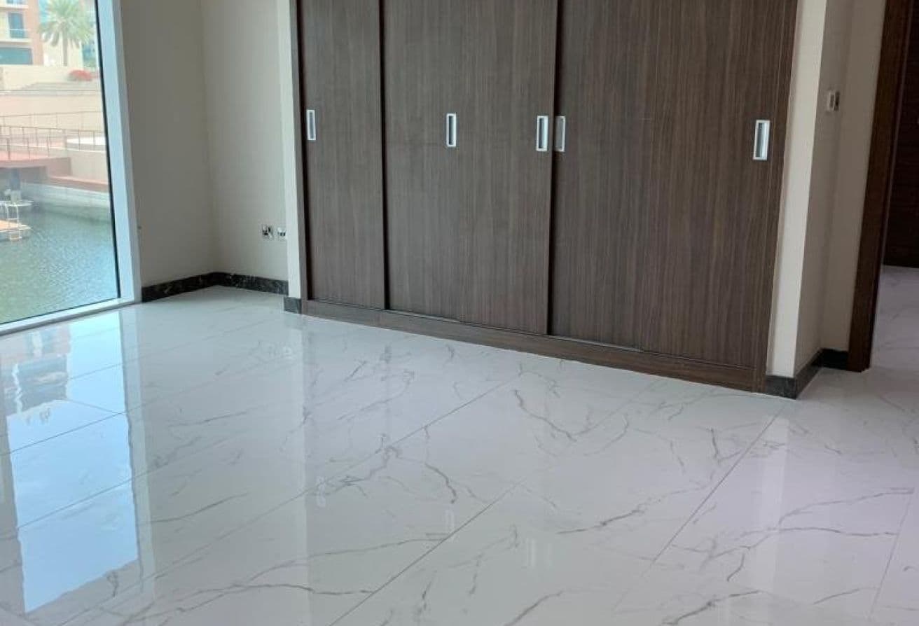 Ready To Move | Duplex 2BR | Waterfront — 17