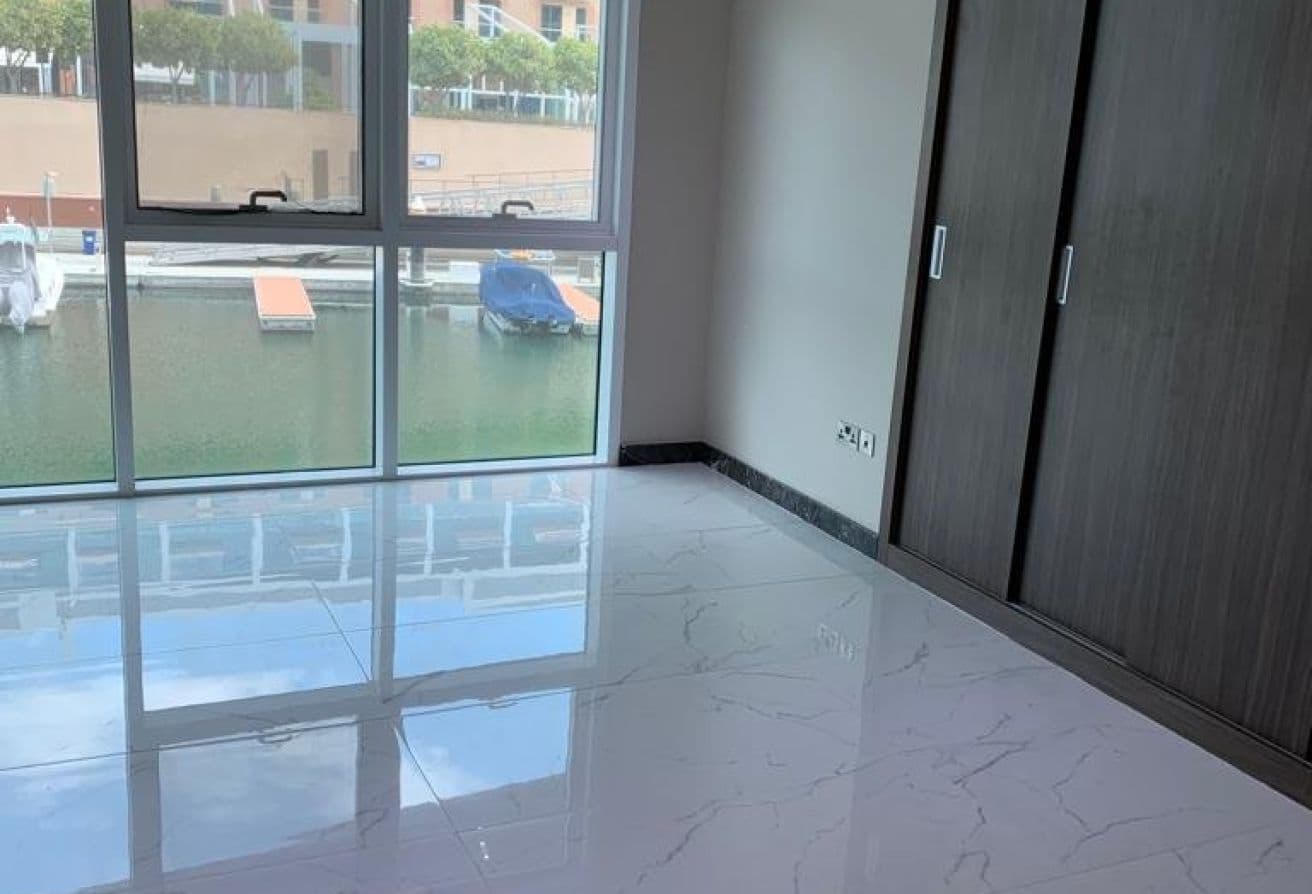 Ready To Move | Duplex 2BR | Waterfront — 15