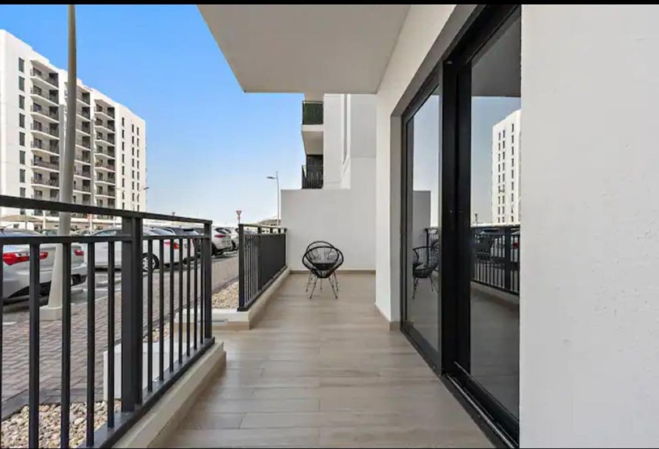 Amazing 1BR | Fully Furnished | Prime Location — 13