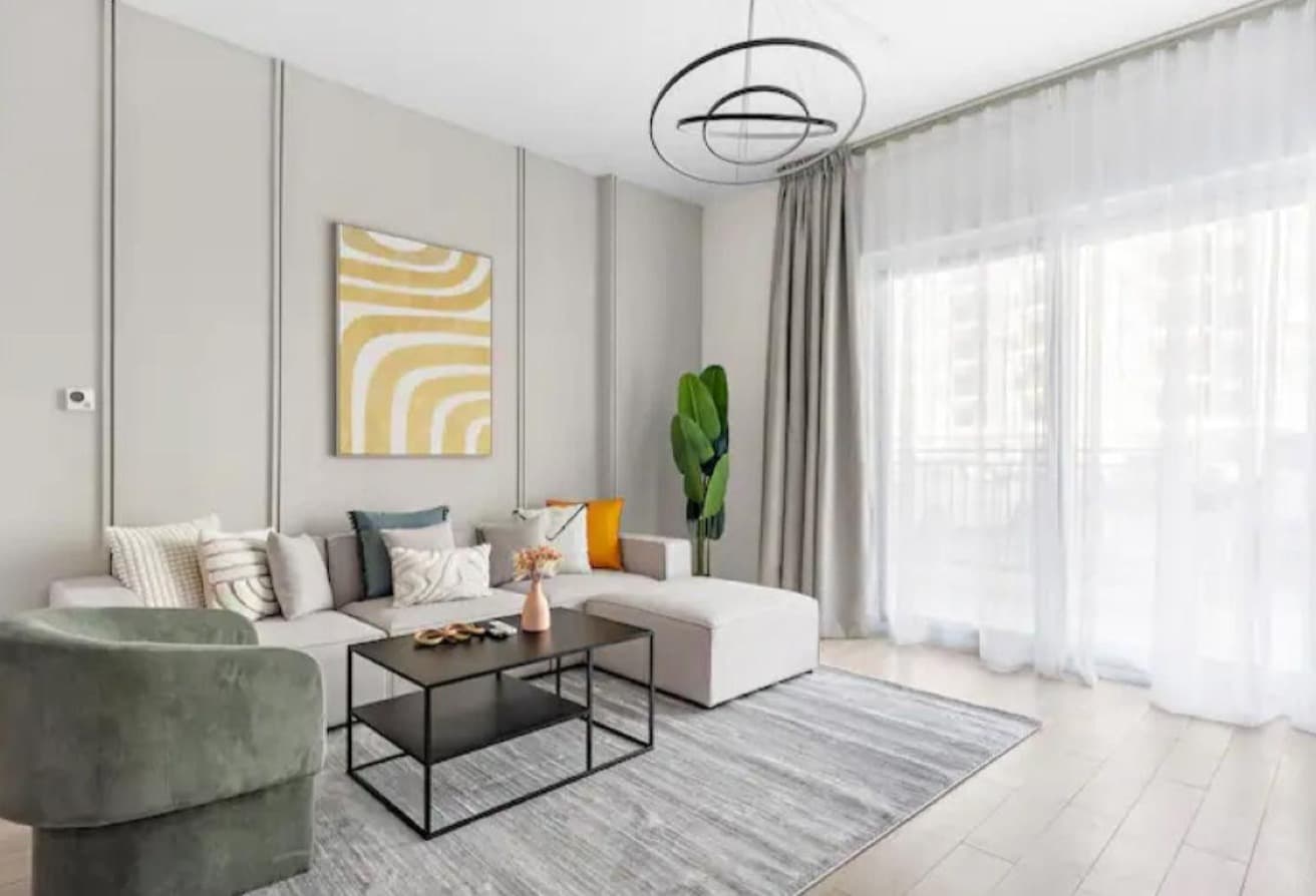 Amazing 1BR | Fully Furnished | Prime Location — 2