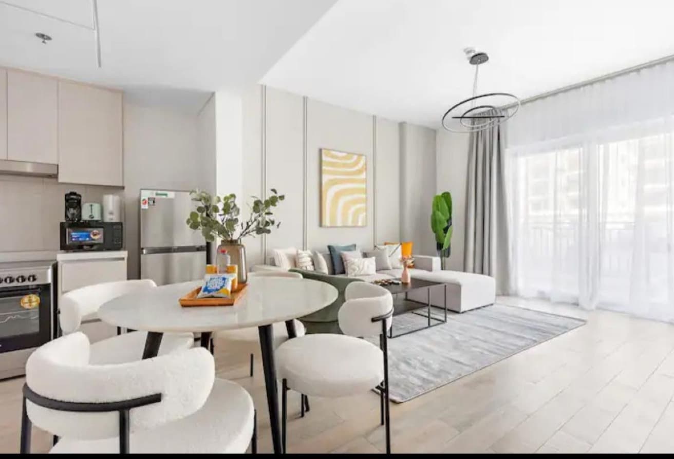 Amazing 1BR | Fully Furnished | Prime Location — 9