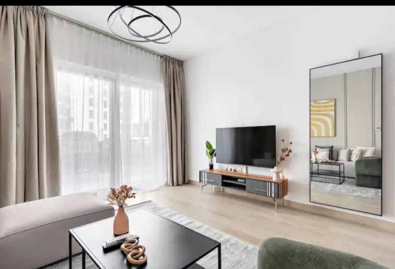 Amazing 1BR | Fully Furnished | Prime Location — 4