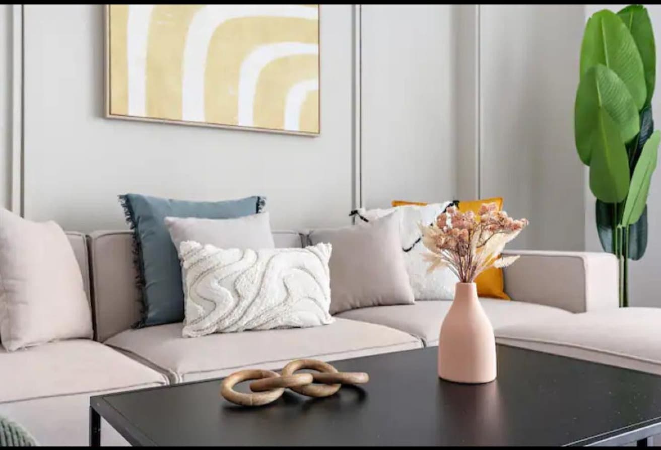 Amazing 1BR | Fully Furnished | Prime Location — 5