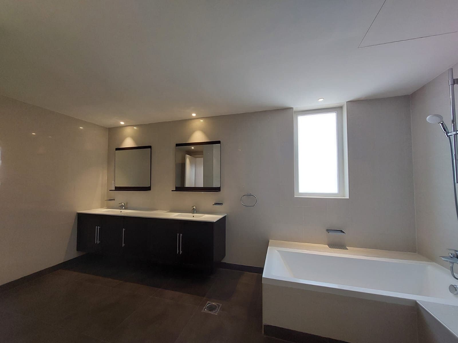 Modern Finishing | Great Community | Big Villa — 21