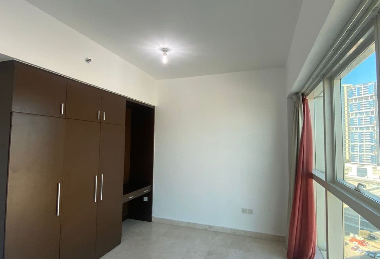 Stunning 2BR | Amazing View | Prime Location — 9