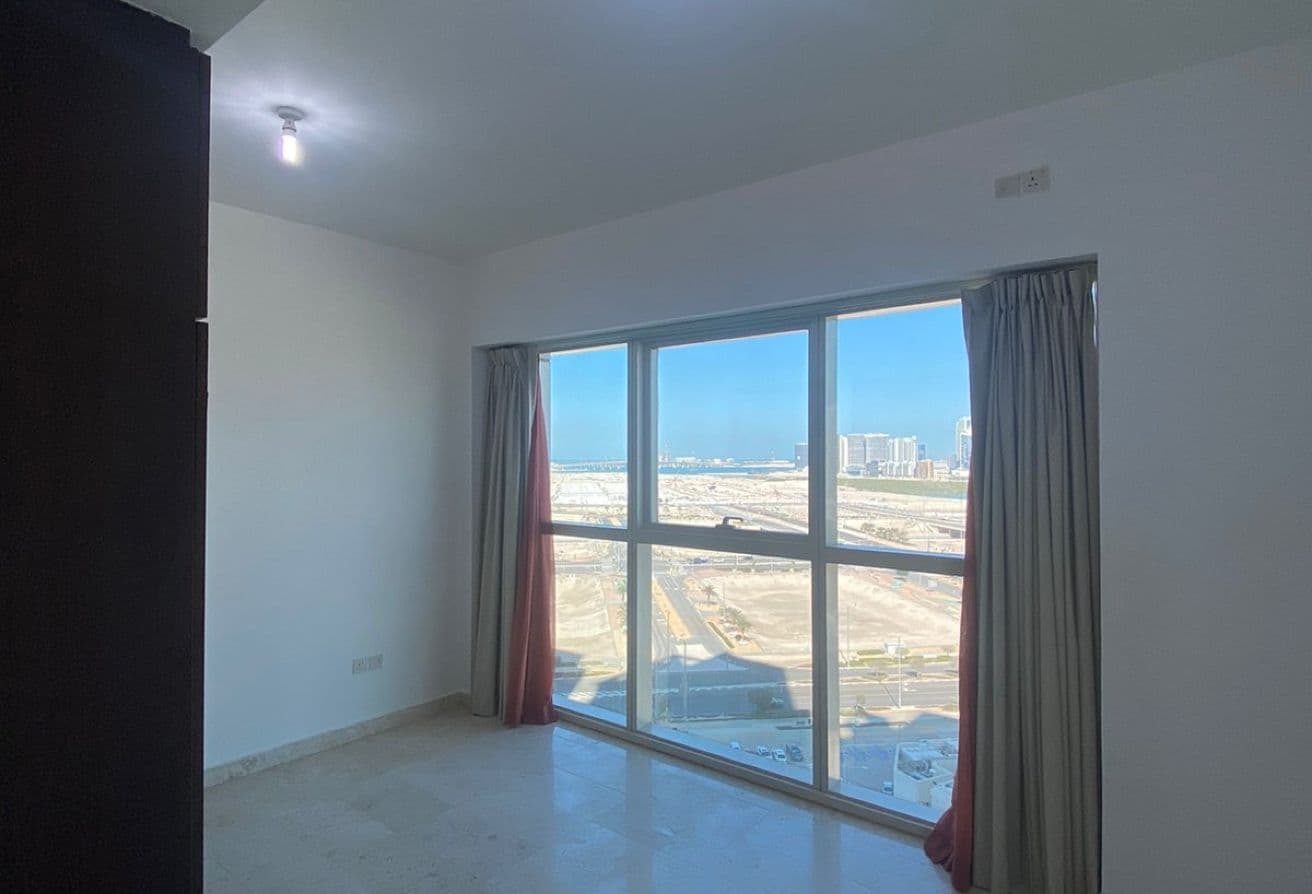 Stunning 2BR | Amazing View | Prime Location — 8