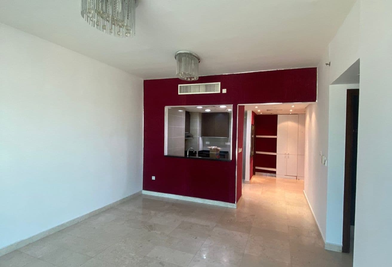 Stunning 2BR | Amazing View | Prime Location — 2