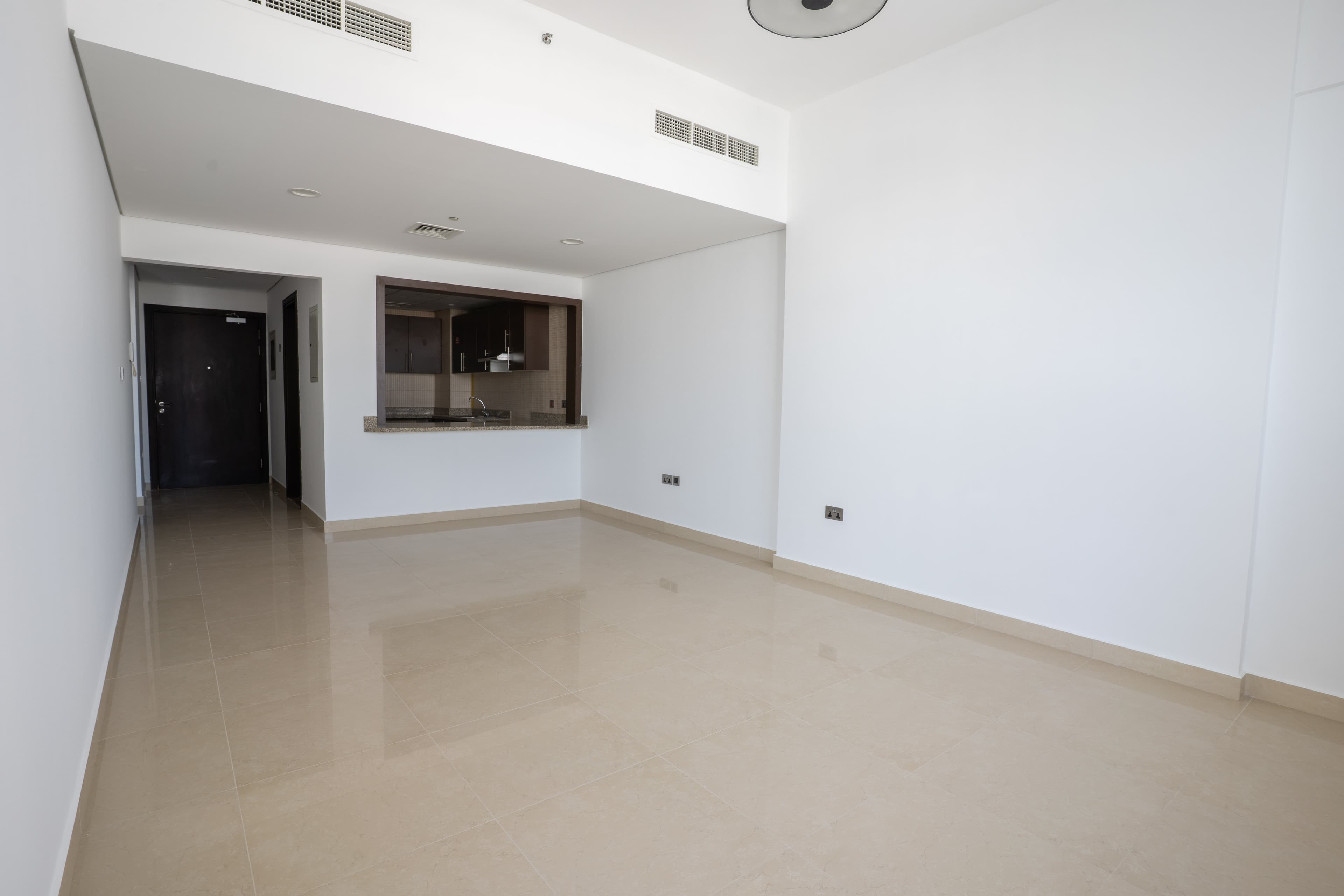 1BR Apartment | Luxury Living | Prime Location — 2