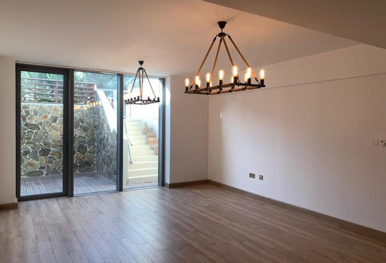 Elegant 1BR | Vibrant Apartment | Prime Area — 8