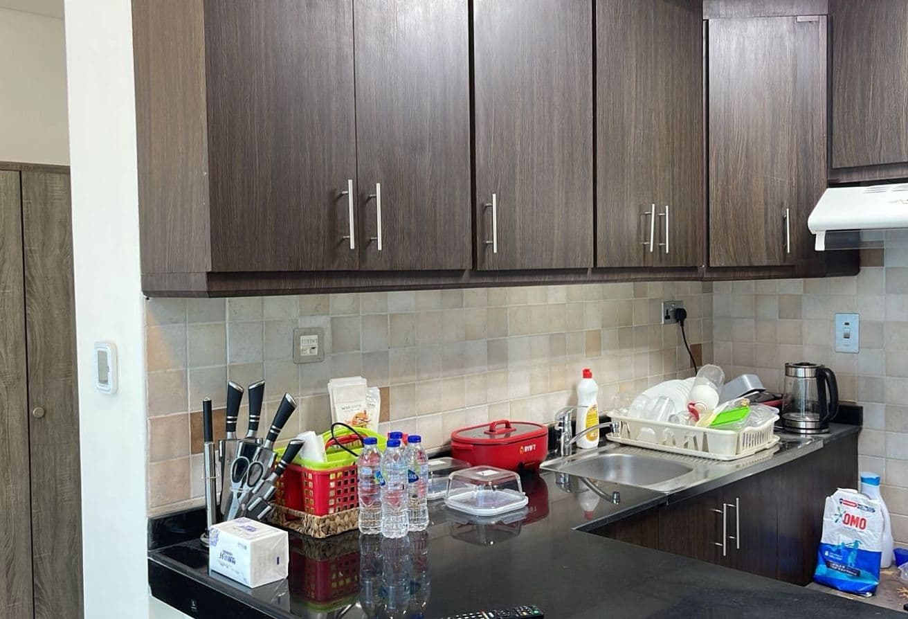 Fully Furnished | Charming Studio | Prime Location — 8