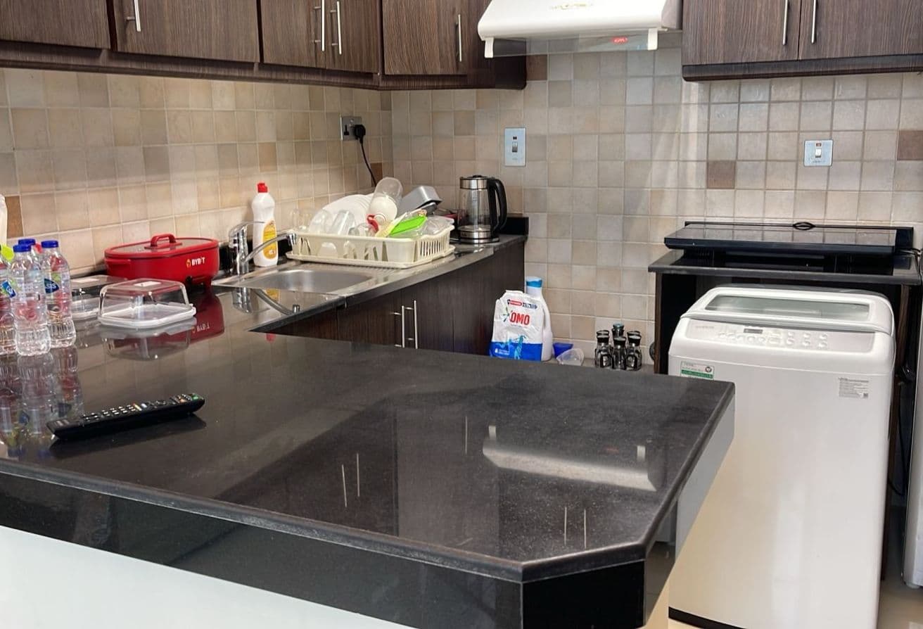 Fully Furnished | Charming Studio | Prime Location — 10