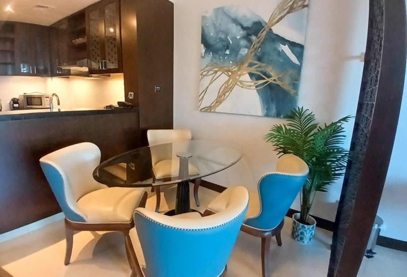 Elegant 1BR | High floor | Full Sea View — 6
