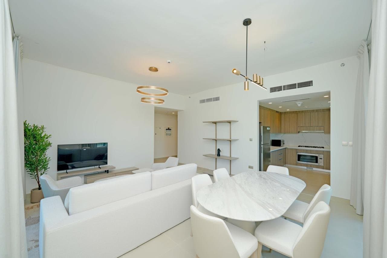 Vibrant 3BR Furnished with Balcony | Vacant — 2