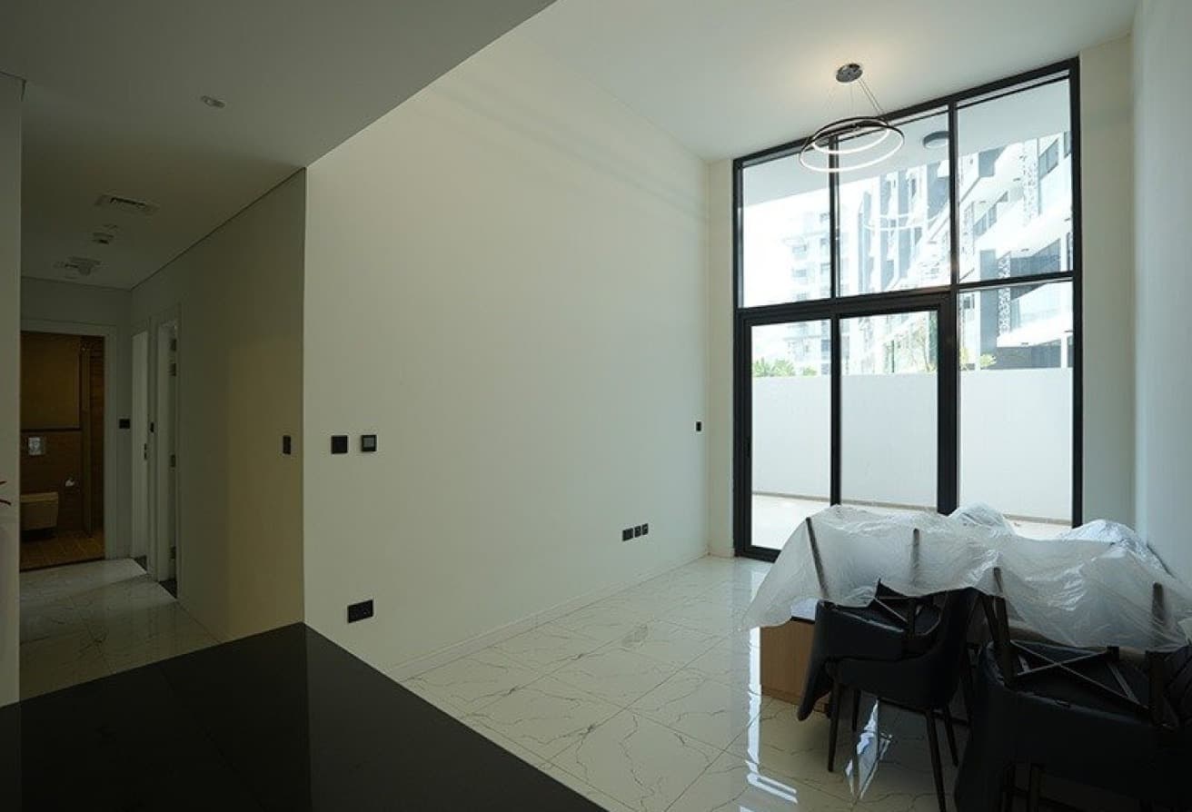 Huge Terrace | Spacious Unit | Elegant Style — 4