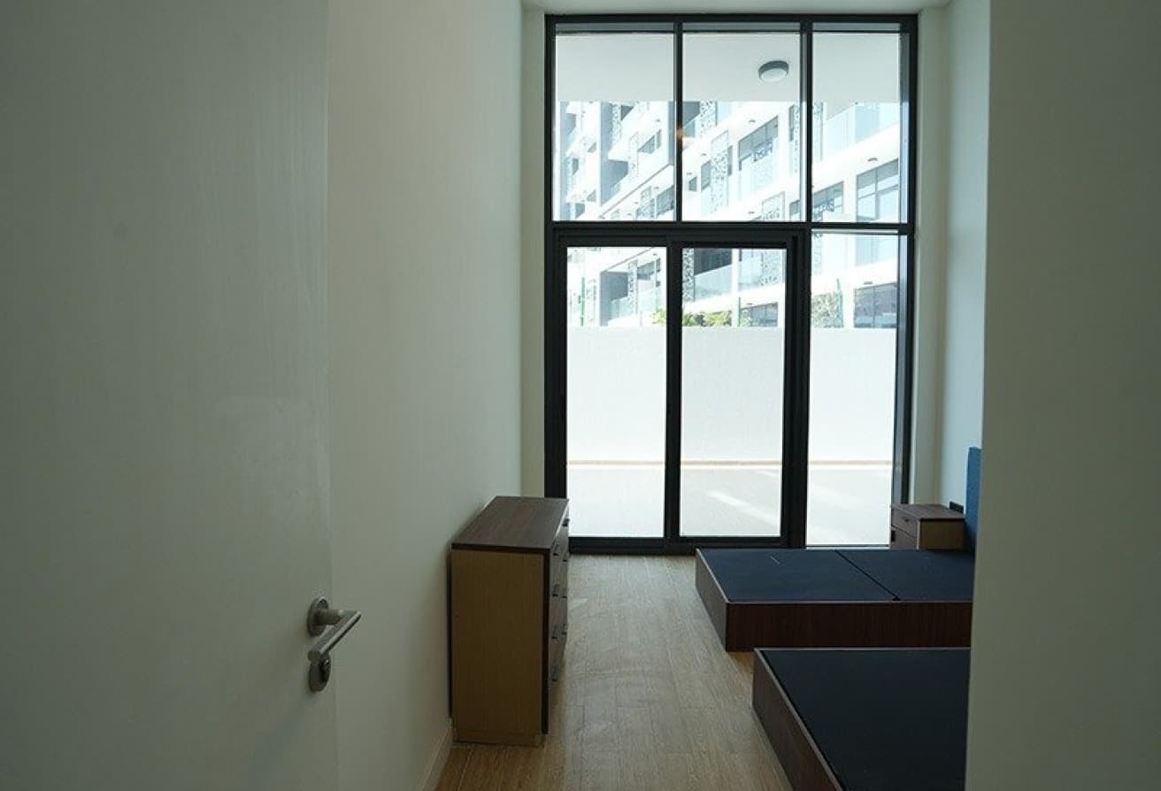 Huge Terrace | Spacious Unit | Elegant Style — 8