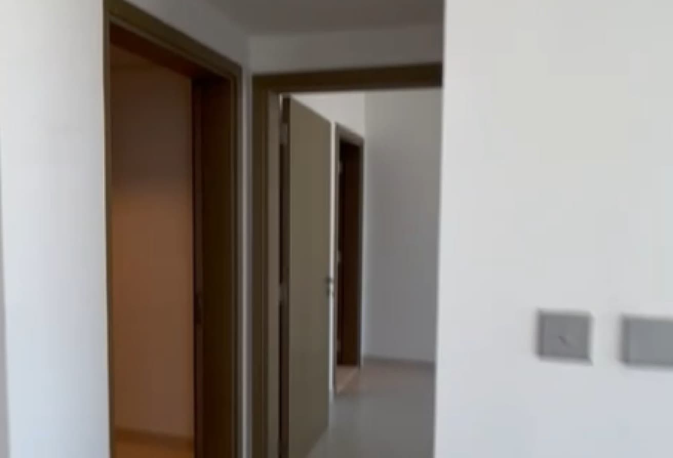 Modern Layout | Stunning Views | Ideal Location — 7