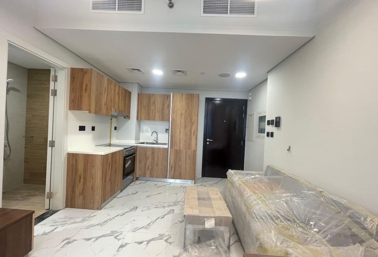 Fully Furnished | Big Balcony | Canal view — 7
