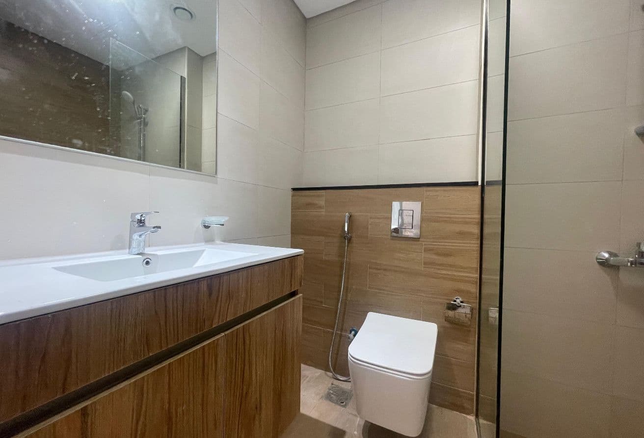 Fully Furnished | Big Balcony | Canal view — 8