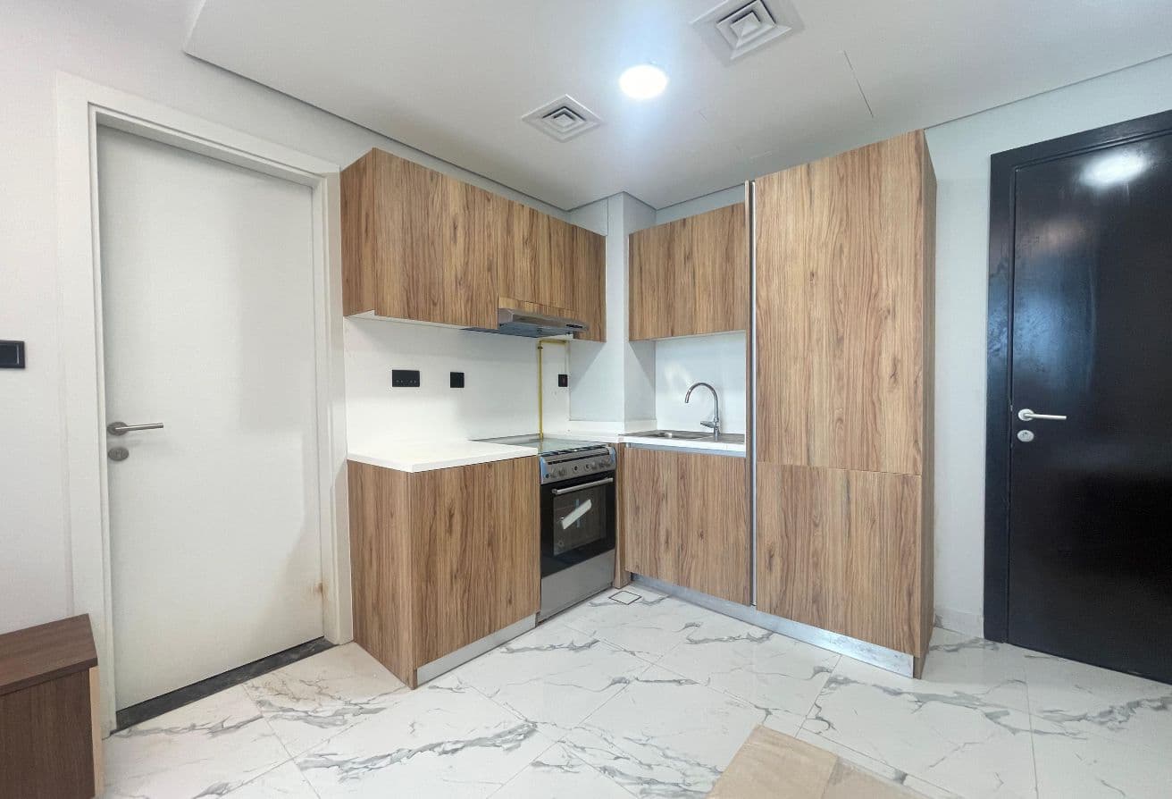 Fully Furnished | Big Balcony | Canal view — 6